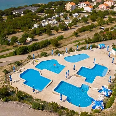 Adria Family Zone B 61 Кемпинг *