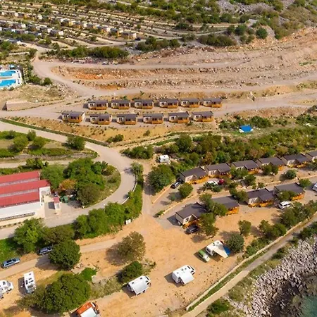 Adria Family Zone B 61 Kamp Klenovica